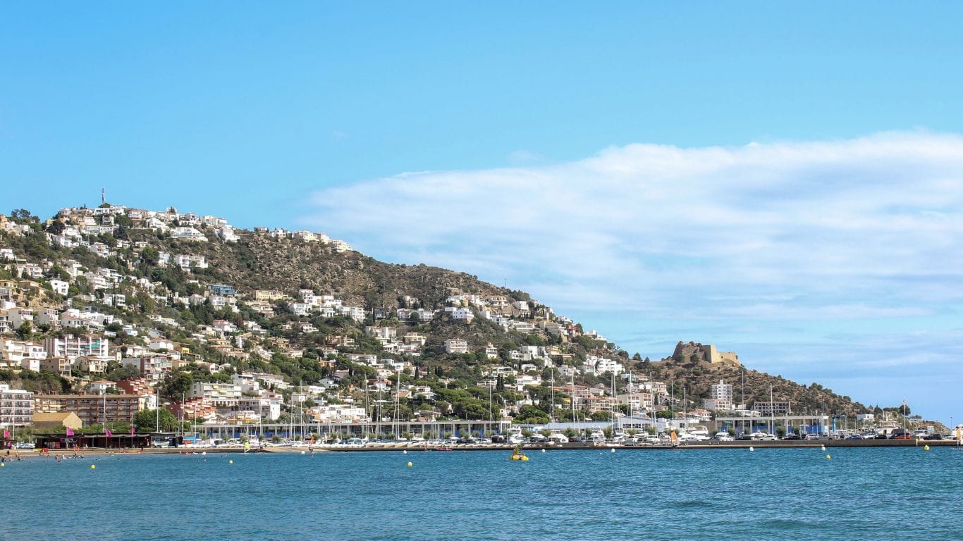 10 Cosas que ver y hacer en Roses, Girona - Carretera y Canta