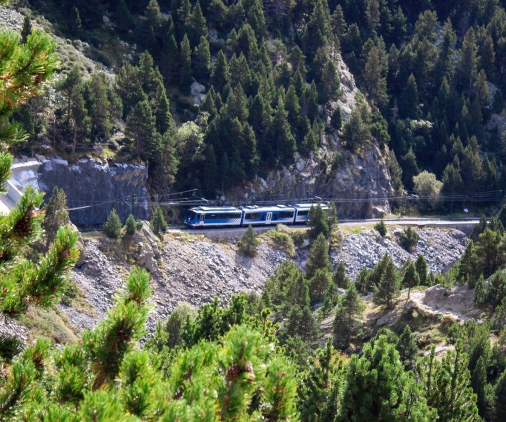 Tren Cremallera